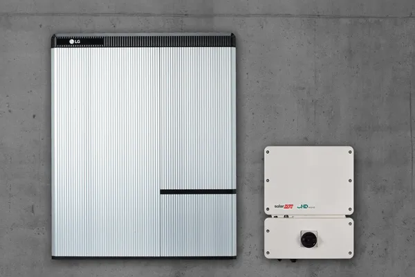 All About Solar Batteries